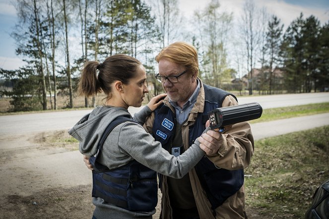 Kummeli esittää: Kontio & Parmas - Häähumua - Kuvat elokuvasta - Elsa Saisio, Heikki Silvennoinen