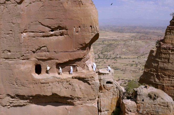 Rituels du monde - Éthiopie : Un baptême dans le ciel - De la película