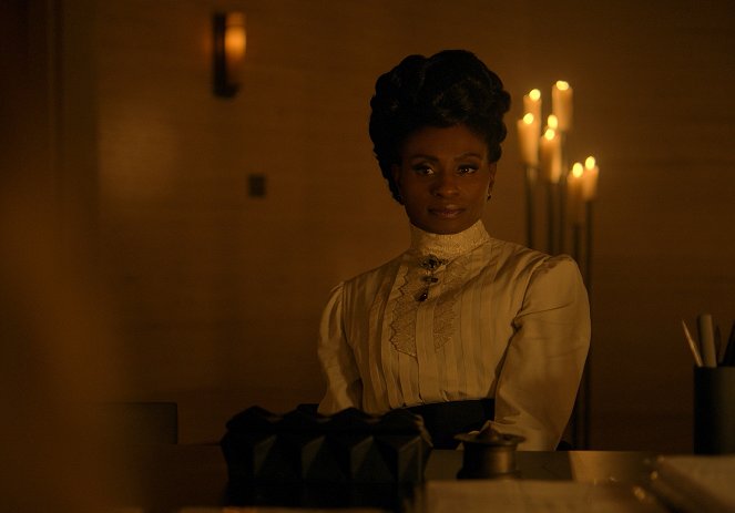 História de Horror Americana - Forbidden Fruit - Do filme - Adina Porter