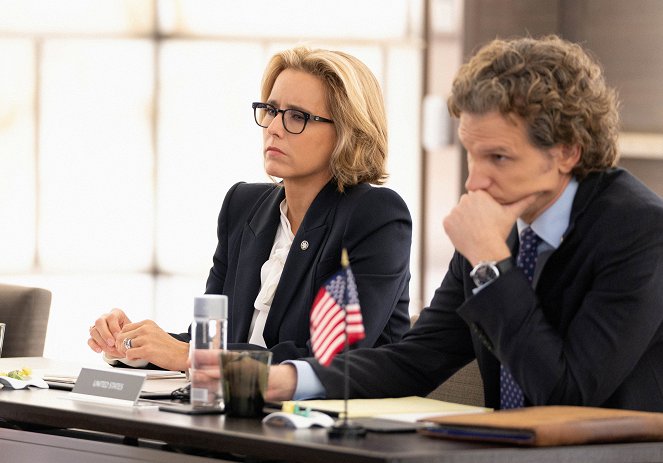 Madam Secretary - Eyjafjallajökull - Photos - Téa Leoni, Sebastian Arcelus