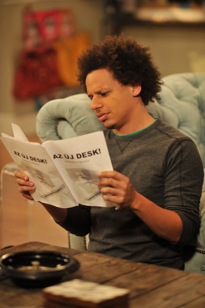 Don't Trust the B---- in Apartment 23 - Using People... - Photos - Eric André