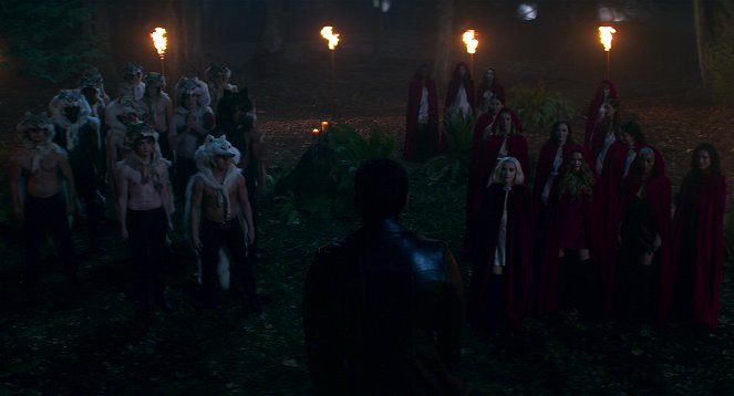 Chilling Adventures of Sabrina - Chapter Fourteen: Lupercalia - Photos