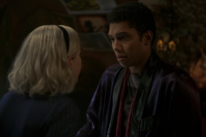 Chilling Adventures of Sabrina - Chapter Sixteen: Blackwood - Photos - Chance Perdomo