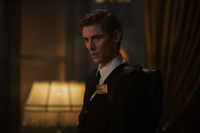 Chilling Adventures of Sabrina - Chapter Seventeen: The Missionaries - Photos
