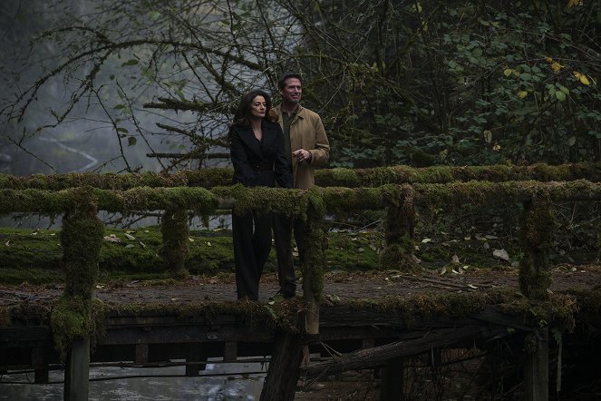 Chilling Adventures of Sabrina - Chapter Seventeen: The Missionaries - Photos - Michelle Gomez