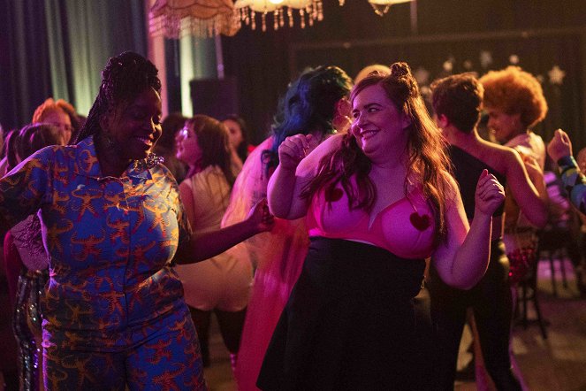 Shrill - Kevin - Filmfotos - Lolly Adefope, Aidy Bryant