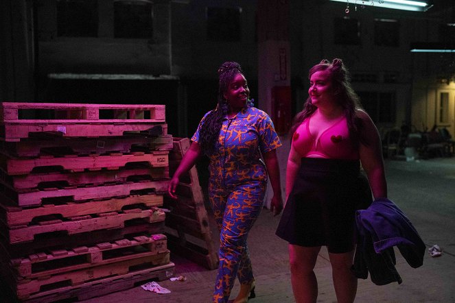 Shrill - Kevin - Photos - Lolly Adefope, Aidy Bryant