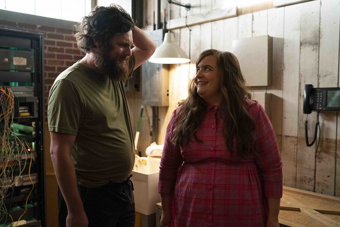 Shrill - Salon - Kuvat elokuvasta - Luka Jones, Aidy Bryant