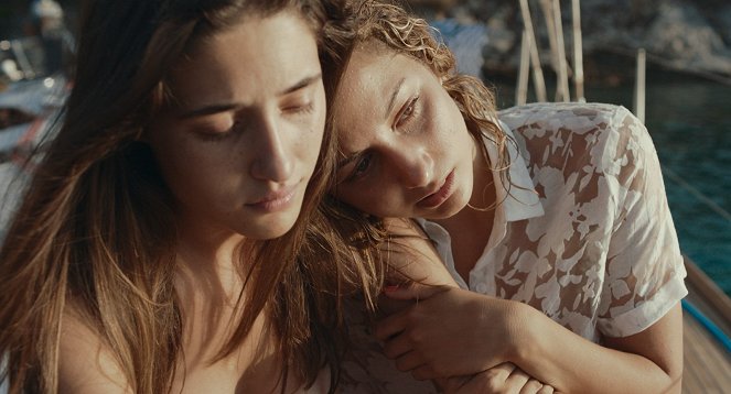 Likemeback - Film - Angela Fontana, Denise Tantucci