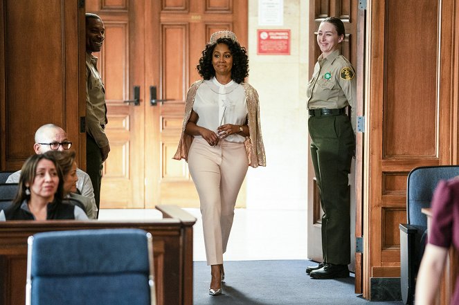 All Rise - The Joy from Oz - Film - Simone Missick