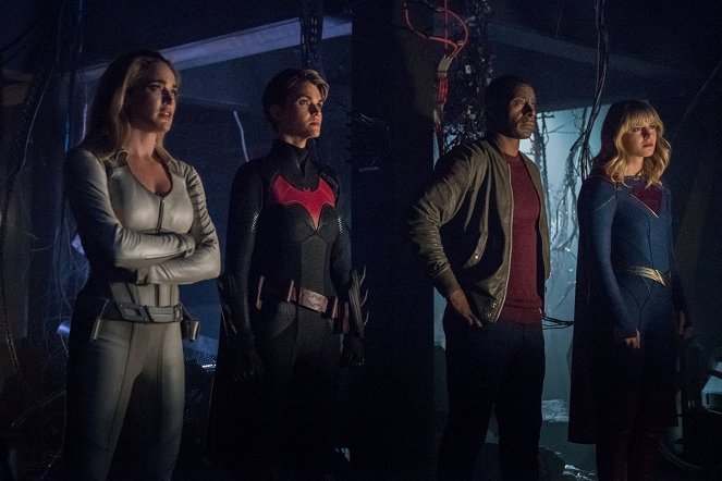 Arrow - Season 8 - Crisis on Infinite Earths, Part 4 - Photos - Caity Lotz, Ruby Rose, David Harewood, Melissa Benoist