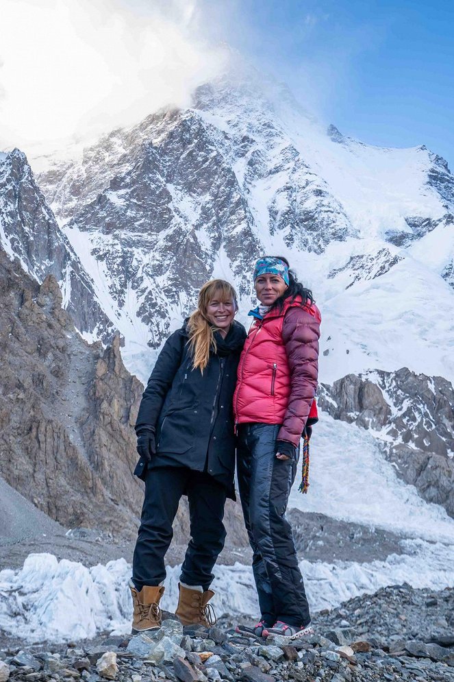 K2 vlastní cestou - Forgatási fotók - Jana Počtová, Klára Kolouchová