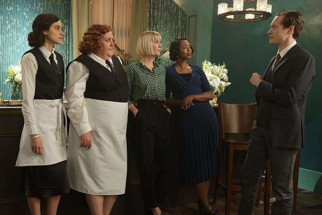 Frankie Drake Mysteries - Out on a Limb - Photos