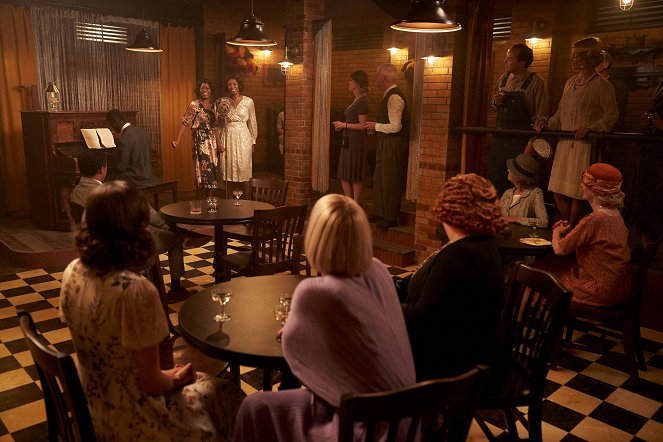 Frankie Drake Mysteries - Ward of the Roses - Filmfotos