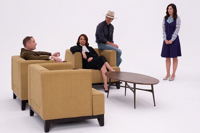 The Good Place - You've Changed Man - Photos - Paul Scheer, Maya Rudolph, Timothy Olyphant, D'Arcy Carden