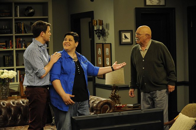 Anger Management - Season 2 - Charlie Loses it at a Baby Shower - Photos - Michael Arden, Barry Corbin