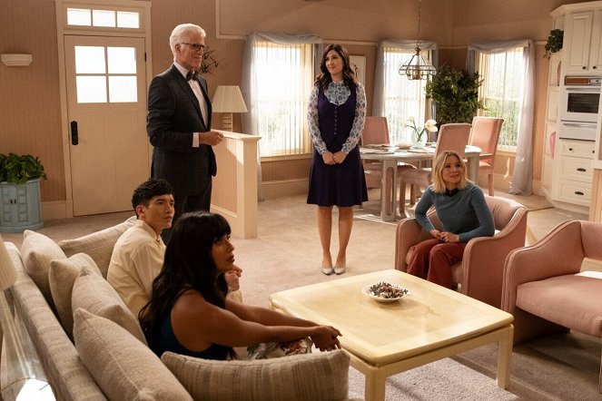 The Good Place - Help Is Other People - Kuvat elokuvasta - Manny Jacinto, Ted Danson, Jameela Jamil, D'Arcy Carden, Kristen Bell