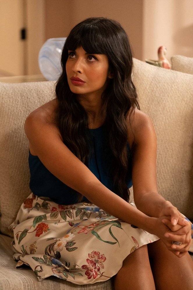 The Good Place - Help Is Other People - Photos - Jameela Jamil