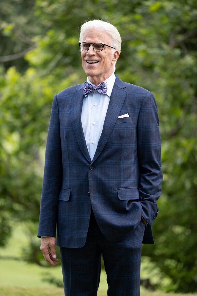 The Good Place - Season 4 - A Chip Driver Mystery - Photos - Ted Danson