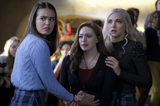 Legacies - This Is Why We Don't Entrust Plans to Muppet Babies - Photos - Kaylee Bryant, Danielle Rose Russell, Jenny Boyd