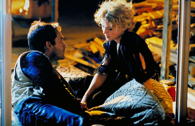 Jeremiah - To Sail Beyond the Stars - Filmfotos - Luke Perry, Missy Crider