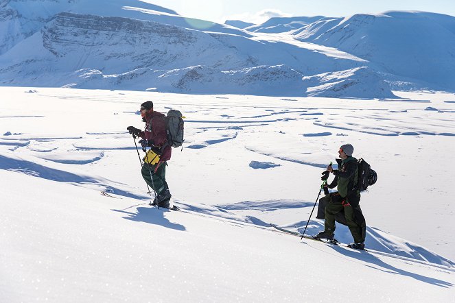 Bergwelten - Skiexpedition Nord - Zwei Österreicher ans Ende der Welt - Z filmu