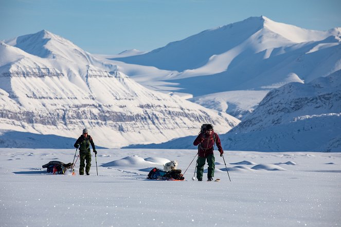 Bergwelten - Skiexpedition Nord - Zwei Österreicher ans Ende der Welt - Kuvat elokuvasta