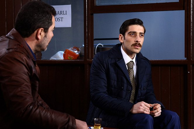 Çifte Saadet - Episode 2 - Z filmu - Bora Akkaş