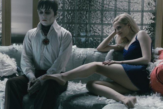 Mroczne cienie - Z filmu - Johnny Depp, Eva Green