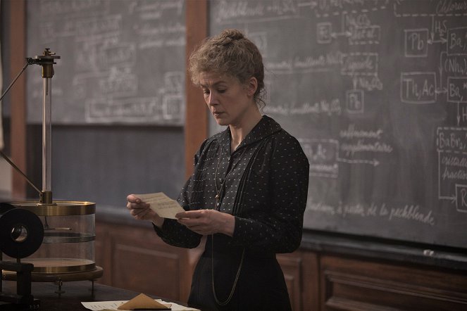 Marie Curie - Elemente des Lebens - Filmfotos - Rosamund Pike