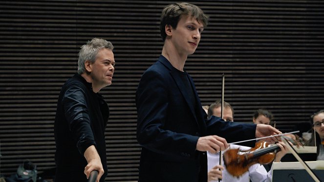 Orkesterin edessä - Filmfotos - Hannu Lintu, James Kahane