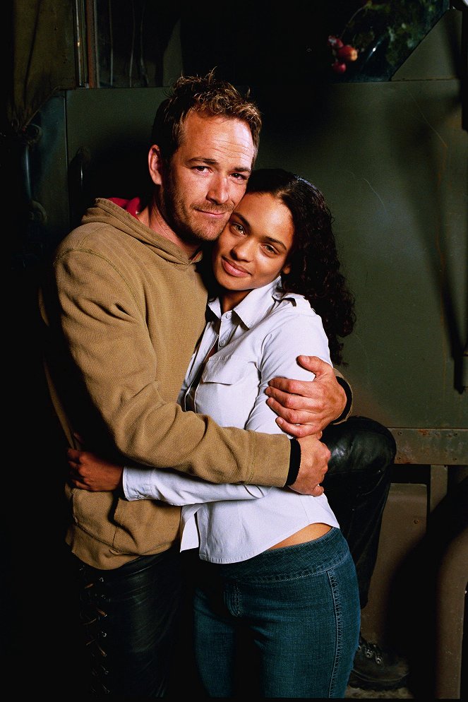 Jeremiah - A Means to an End - Promo - Luke Perry, Kandyse McClure