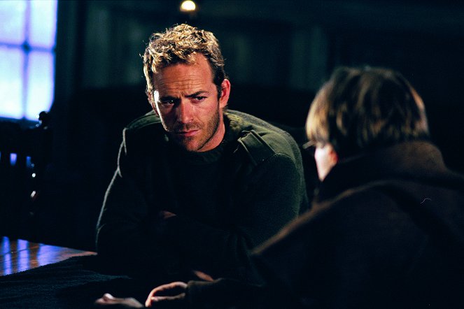 Jeremiah - Things Left Unsaid: Part 1 - Filmfotos - Luke Perry