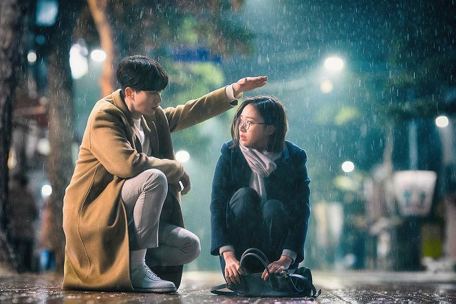 Hologramowa miłość - Z filmu - Hyun-min Yoon, Sung-hee Ko