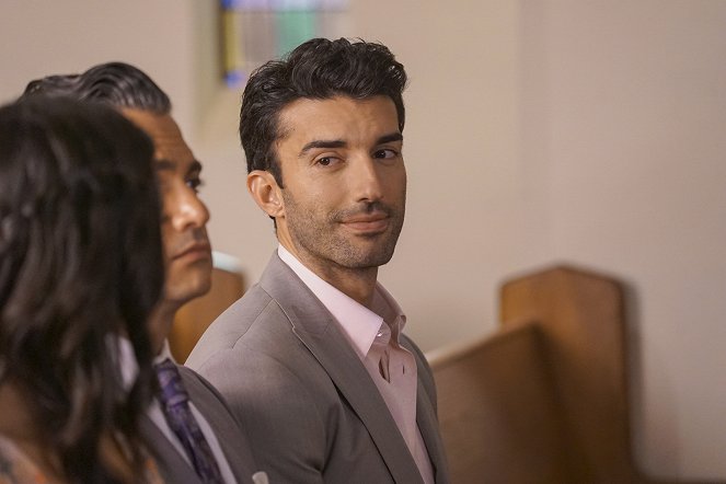 Jane the Virgin - Rozdział dziewięćdziesiąty - Z filmu