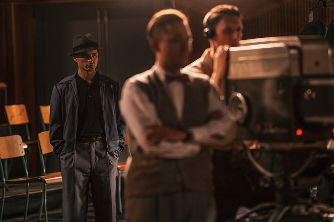 Project Blue Book - The Roswell Incident - Part II - Filmfotos - Michael Malarkey