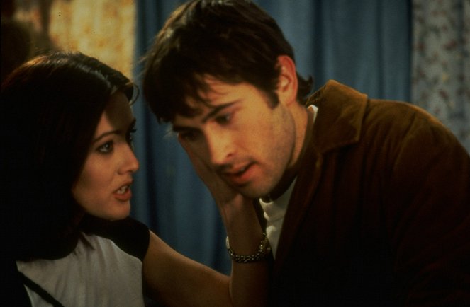 Mallrats - Photos - Shannen Doherty, Jason Lee