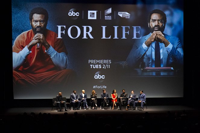 For Life - Veranstaltungen - Talent and executive producers from ABC’s new drama “For Life” celebrated their premiere in New York with a red carpet, screening and panel discussion moderated by Van Jones