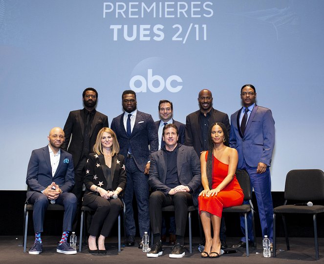 For Life - Eventos - Talent and executive producers from ABC’s new drama “For Life” celebrated their premiere in New York with a red carpet, screening and panel discussion moderated by Van Jones