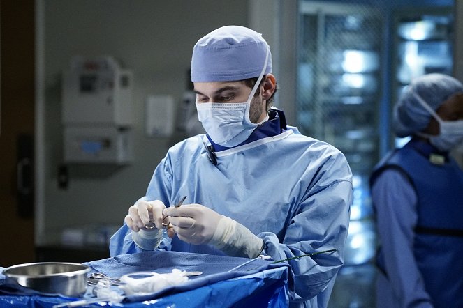 Grey's Anatomy - Help Me Through the Night - Van film - Jake Borelli