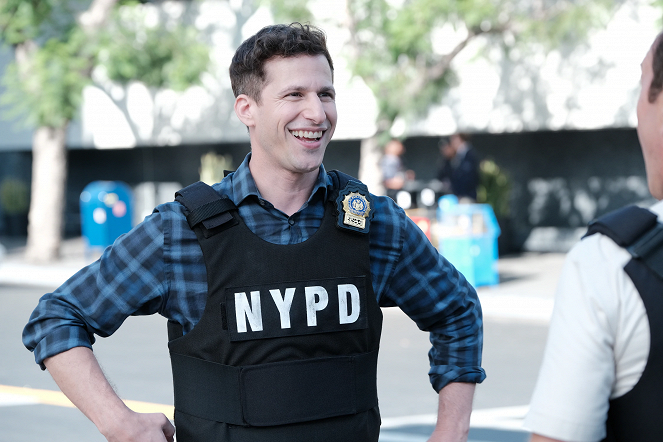 Brooklyn Nine-Nine - Season 7 - Manhunter - Photos - Andy Samberg