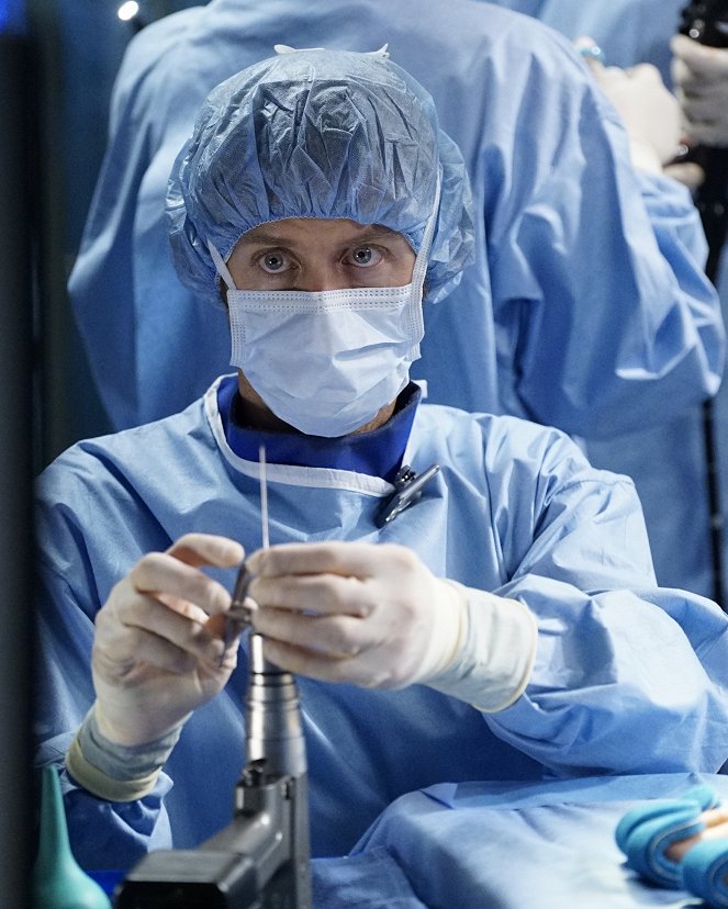 Grey's Anatomy - Season 16 - A Hard Pill to Swallow - Van film