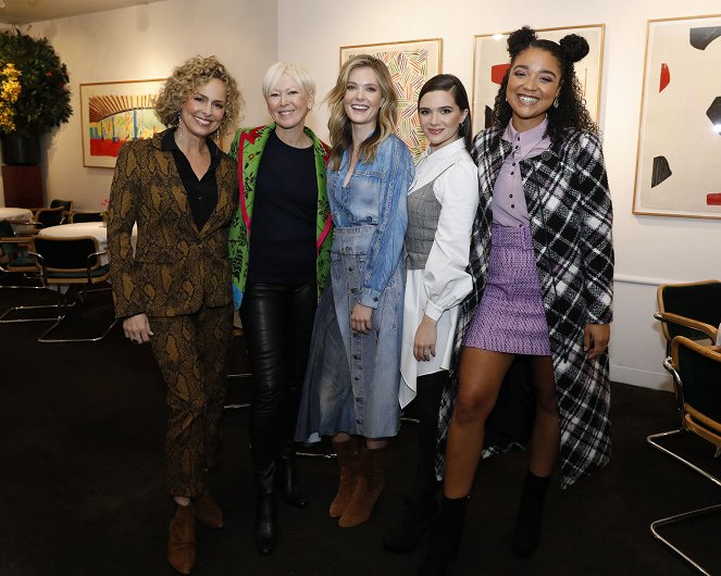 The Bold Type - Season 4 - Tapahtumista - The Bold Type stars Katie Stevens, Aisha Dee, Meghann Fahy and Melora Hardin joined powerful women across media for a luncheon hosted by The Bold Type executive producer Joanna Coles in Manhattan