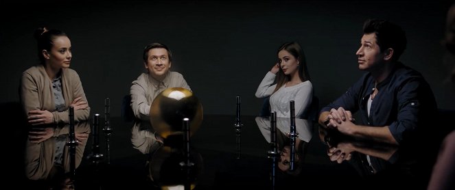 Гола правда - De la película - Kseniya Mishina, Dmitriy Stupka, Polina Vasylyna, Andriy Dzhedzhula