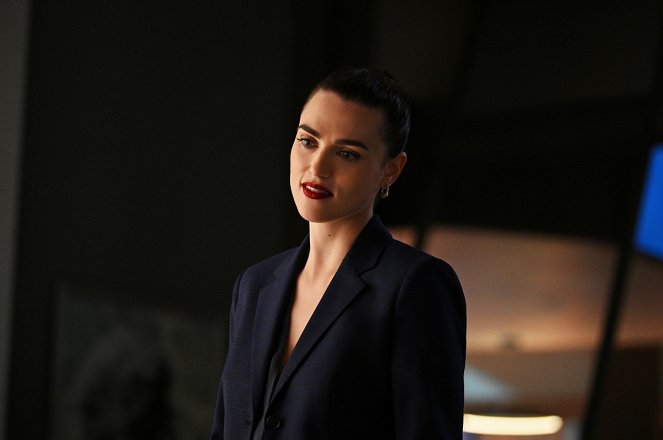 Supergirl - Back from the Future: Part Two - Photos - Katie McGrath