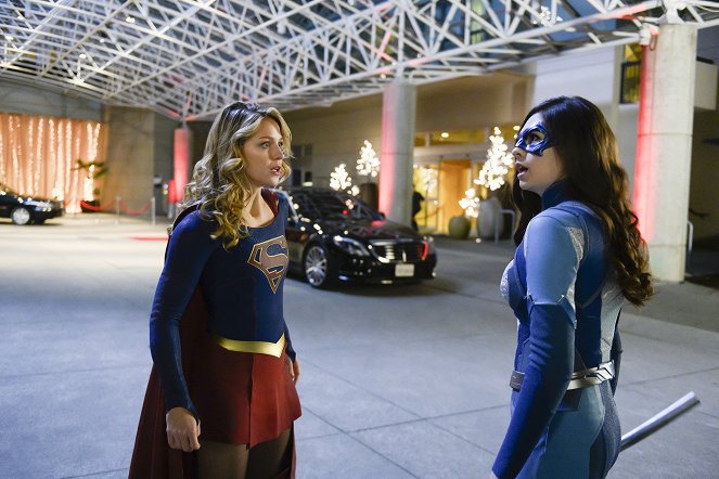 Supergirl - Season 4 - Menagerie - Filmfotos