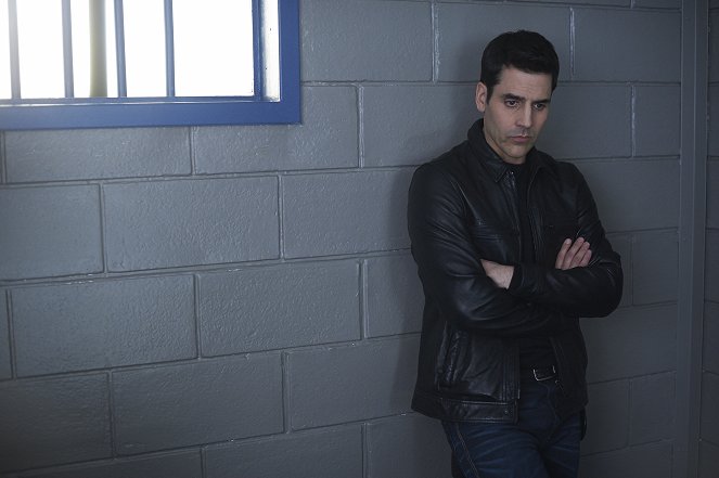 Rookie Blue - Two Truths and a Lie - Van film