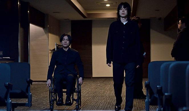 Dele - Episode 2 - Z filmu - Takajuki Jamada, Masaki Suda