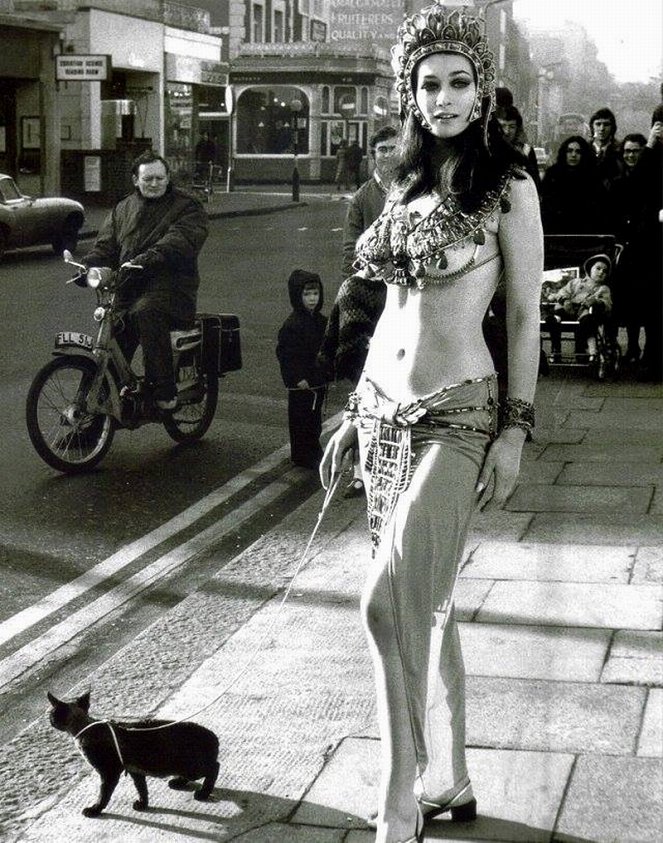 Blood from the Mummy's Tomb - Forgatási fotók - Valerie Leon