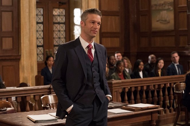 Law & Order: Special Victims Unit - Season 21 - She Paints for Vengeance - Photos - Peter Scanavino